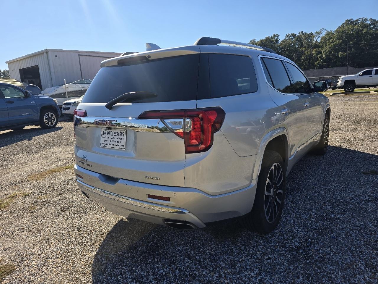 GMC Acadia Denali AWD 2020
