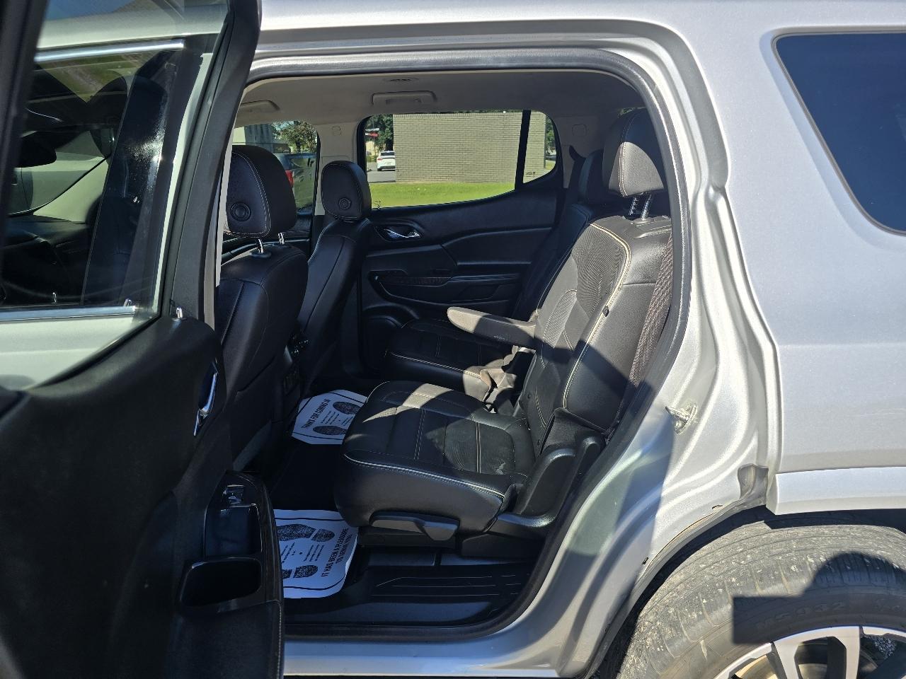 GMC Acadia Denali AWD 2020