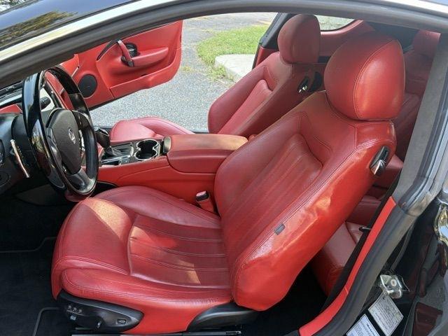 Maserati GranTurismo Coupe 2010