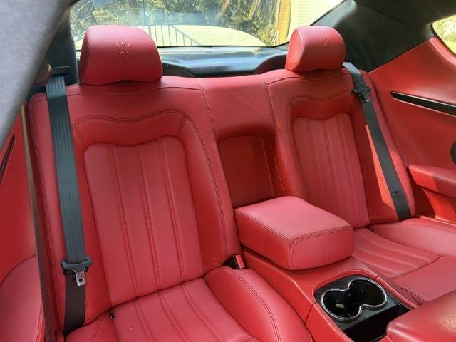 Maserati GranTurismo Coupe 2010