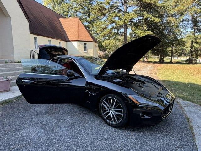Maserati GranTurismo Coupe 2010