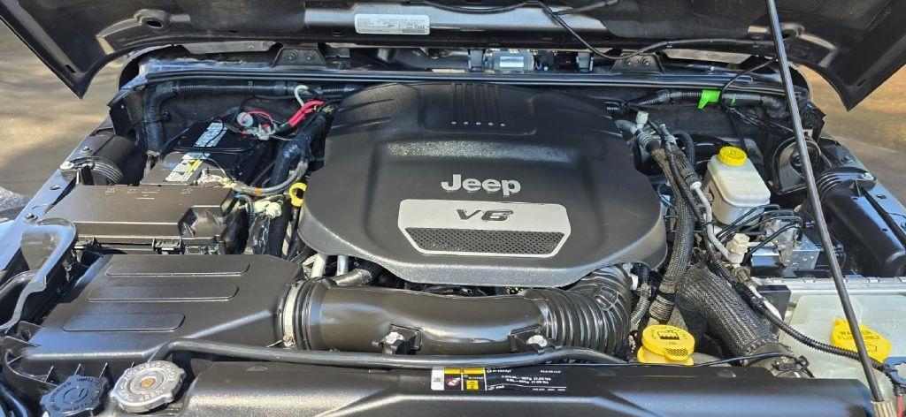 Jeep Wrangler JK Unlimited Sahara 4WD 2018