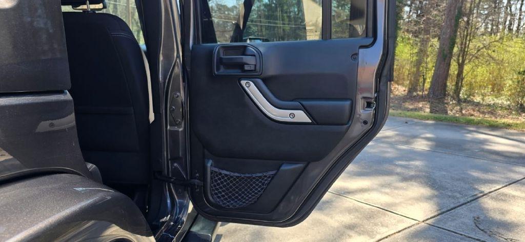 Jeep Wrangler JK Unlimited Sahara 4WD 2018
