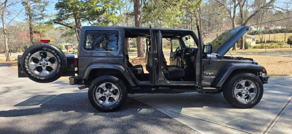 Jeep Wrangler JK Unlimited Sahara 4WD 2018