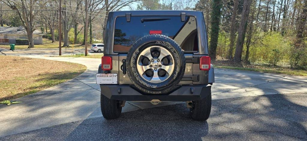 Jeep Wrangler JK Unlimited Sahara 4WD 2018