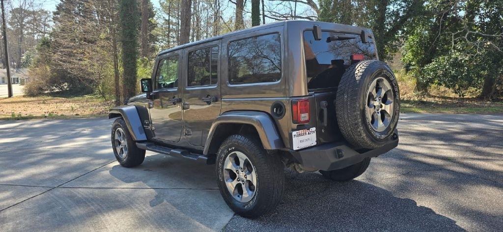 Jeep Wrangler JK Unlimited Sahara 4WD 2018