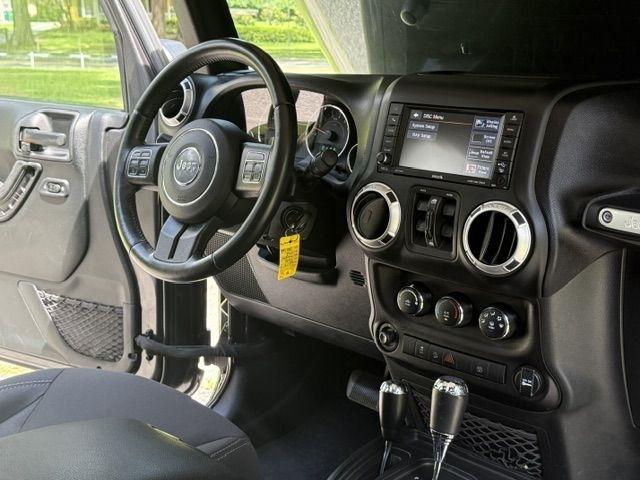 Jeep Wrangler JK Unlimited Sahara 4WD 2018