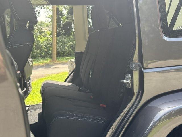 Jeep Wrangler JK Unlimited Sahara 4WD 2018