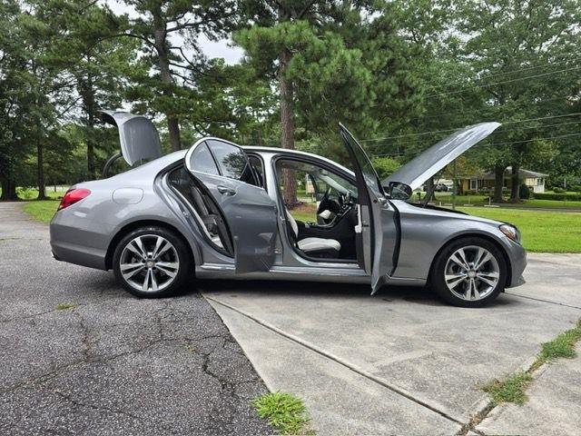 Mercedes-Benz C-Class C300 Sedan 2015