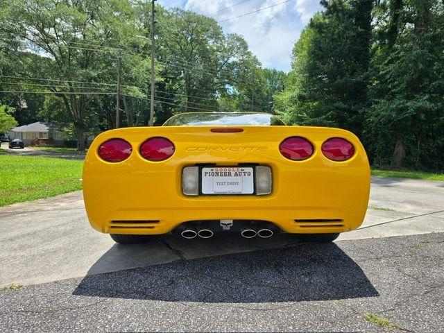 Chevrolet Corvette Coupe 2000