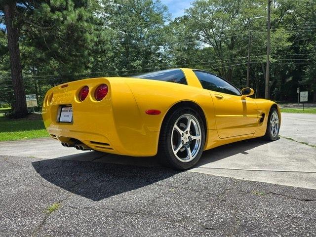 Chevrolet Corvette Coupe 2000