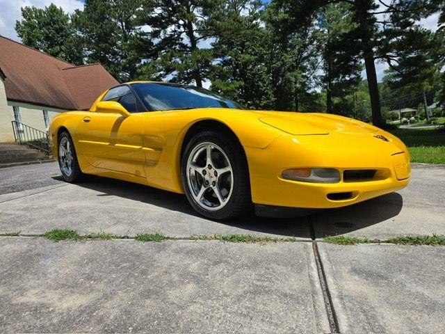 Chevrolet Corvette Coupe 2000