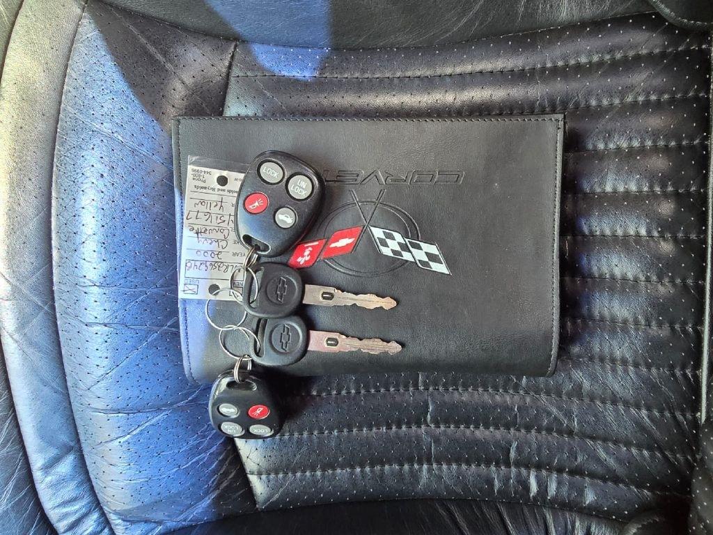 Chevrolet Corvette Coupe 2000