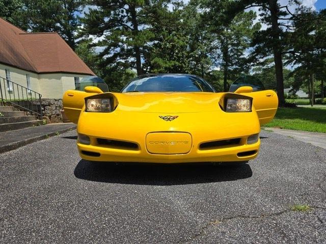 Chevrolet Corvette Coupe 2000
