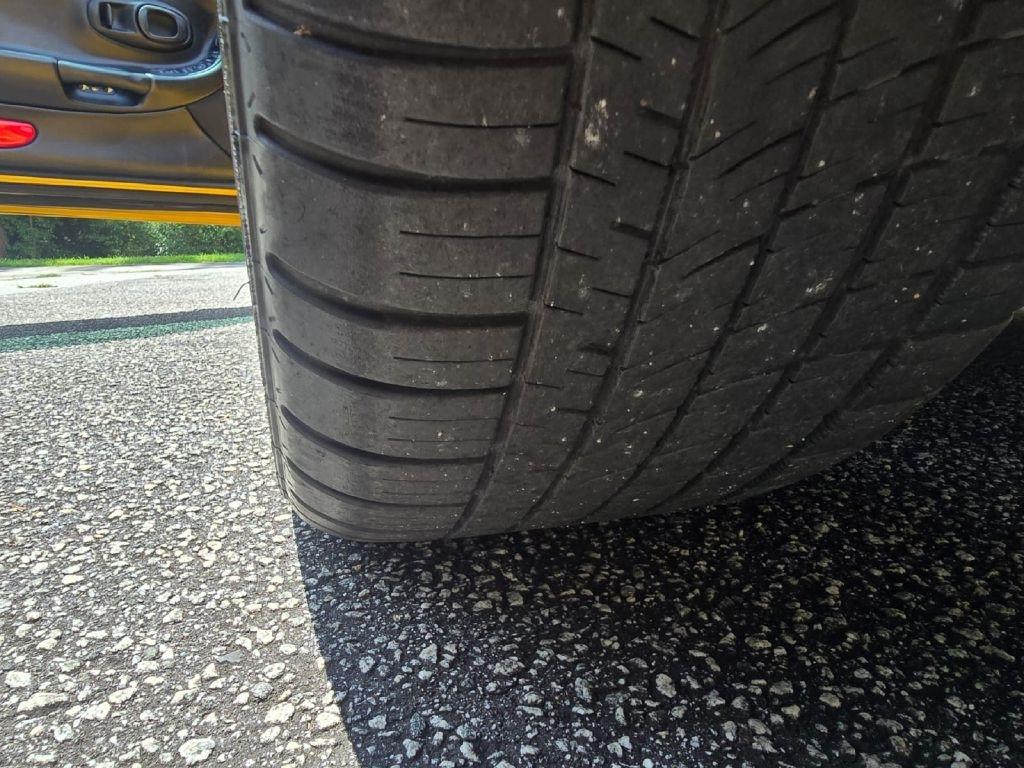 Chevrolet Corvette Coupe 2000