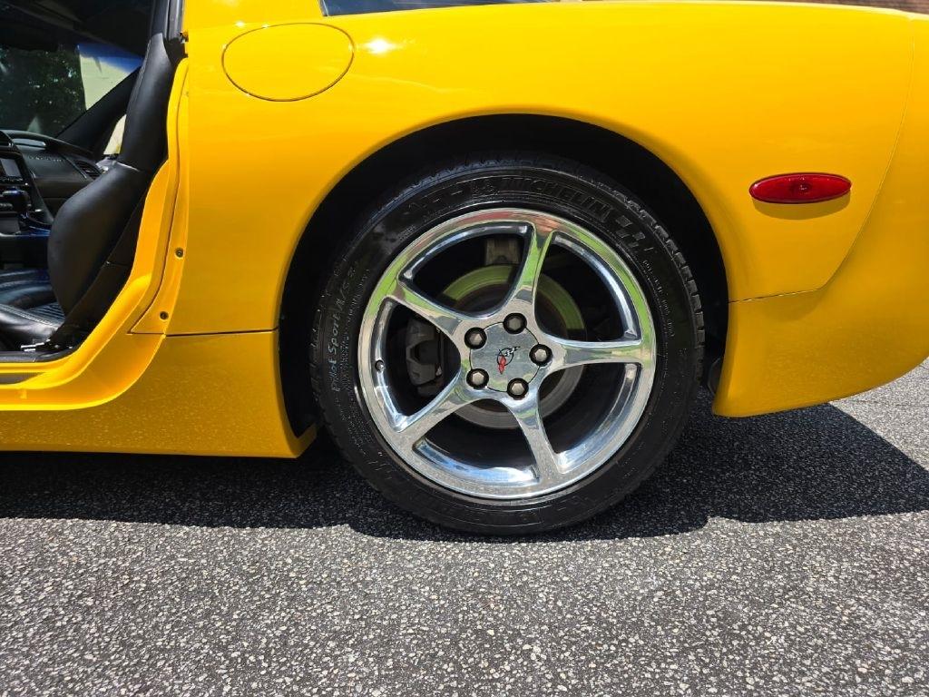 Chevrolet Corvette Coupe 2000