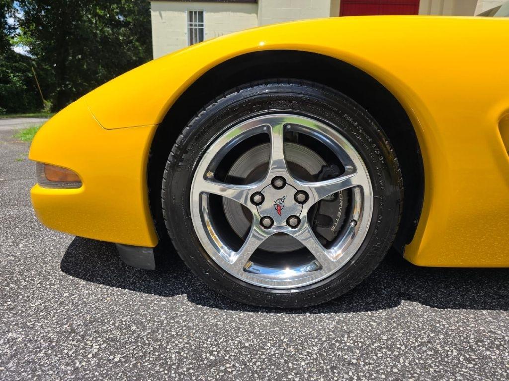 Chevrolet Corvette Coupe 2000