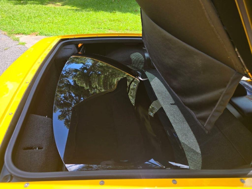 Chevrolet Corvette Coupe 2000