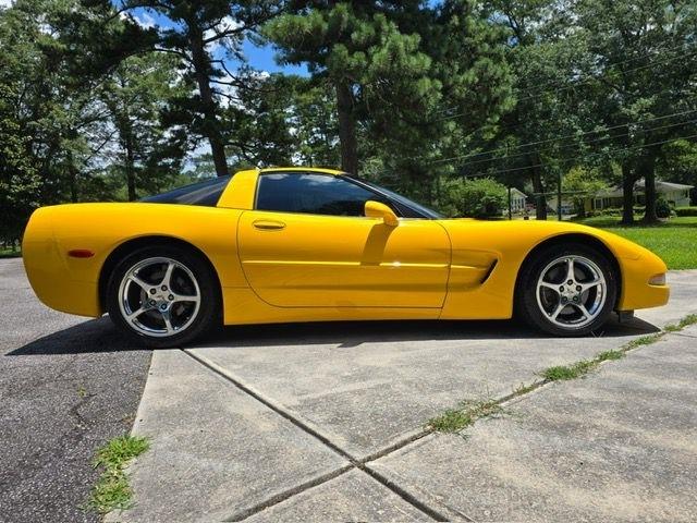 Chevrolet Corvette Coupe 2000