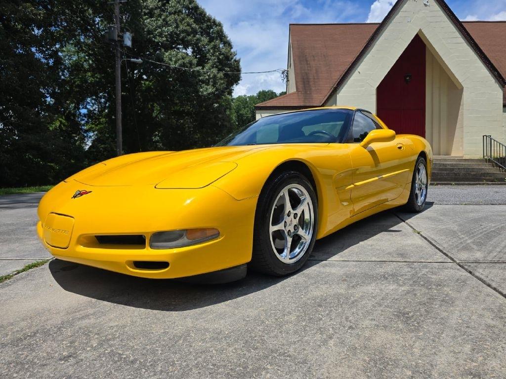 Chevrolet Corvette Coupe 2000