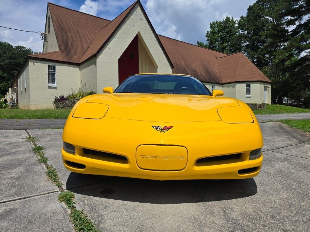 Chevrolet Corvette Coupe 2000