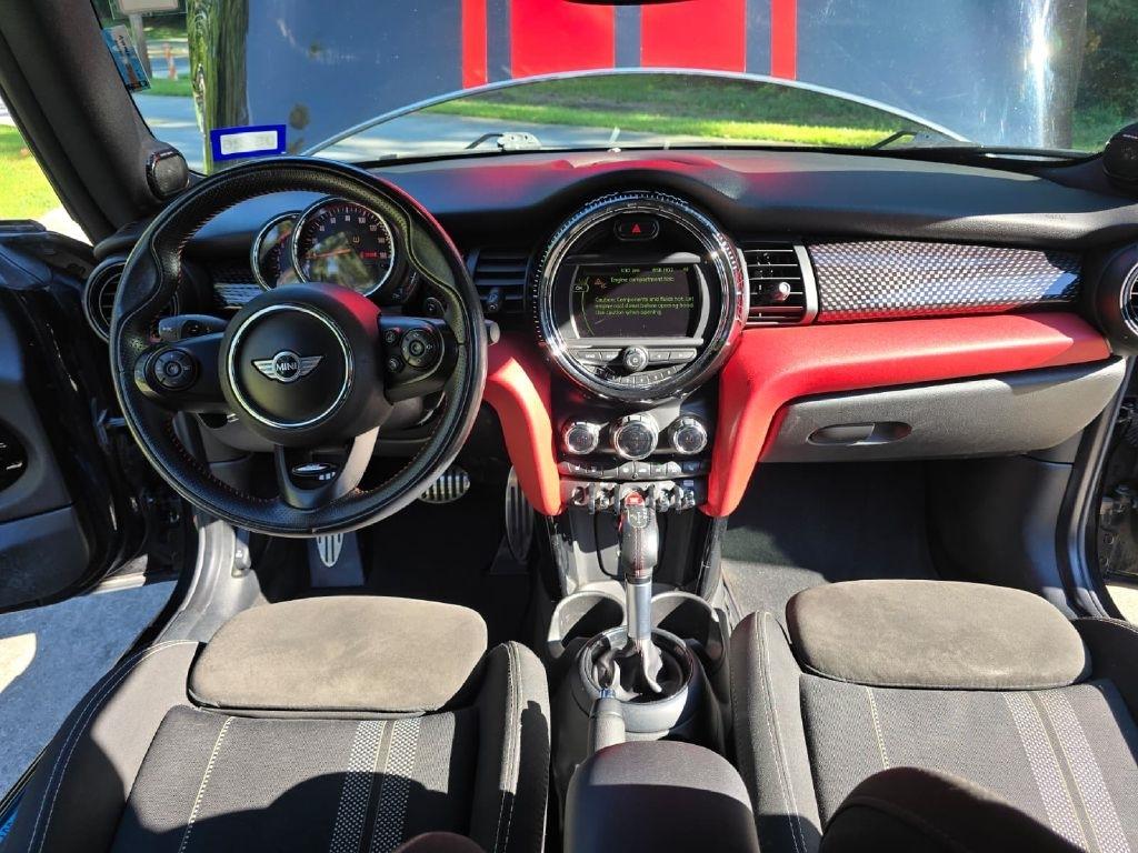 MINI Cooper John Cooper Works 2018