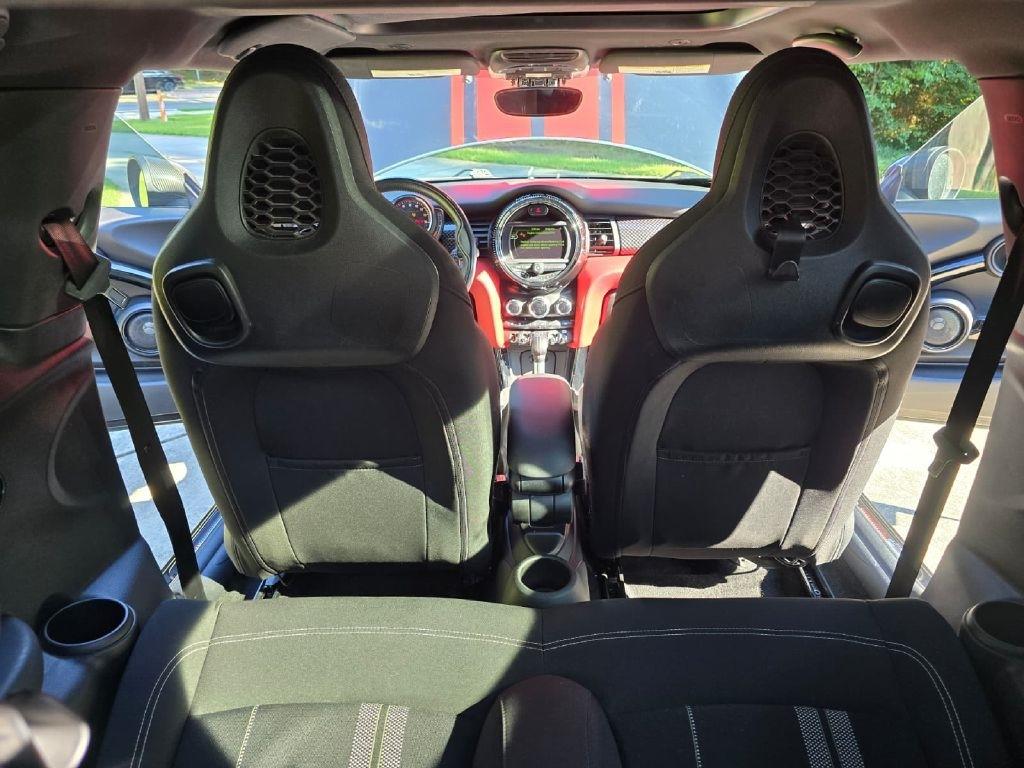 MINI Cooper John Cooper Works 2018