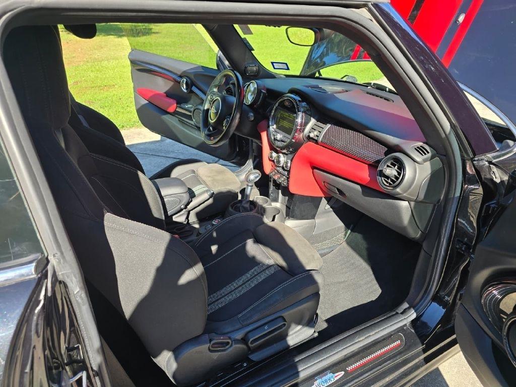MINI Cooper John Cooper Works 2018