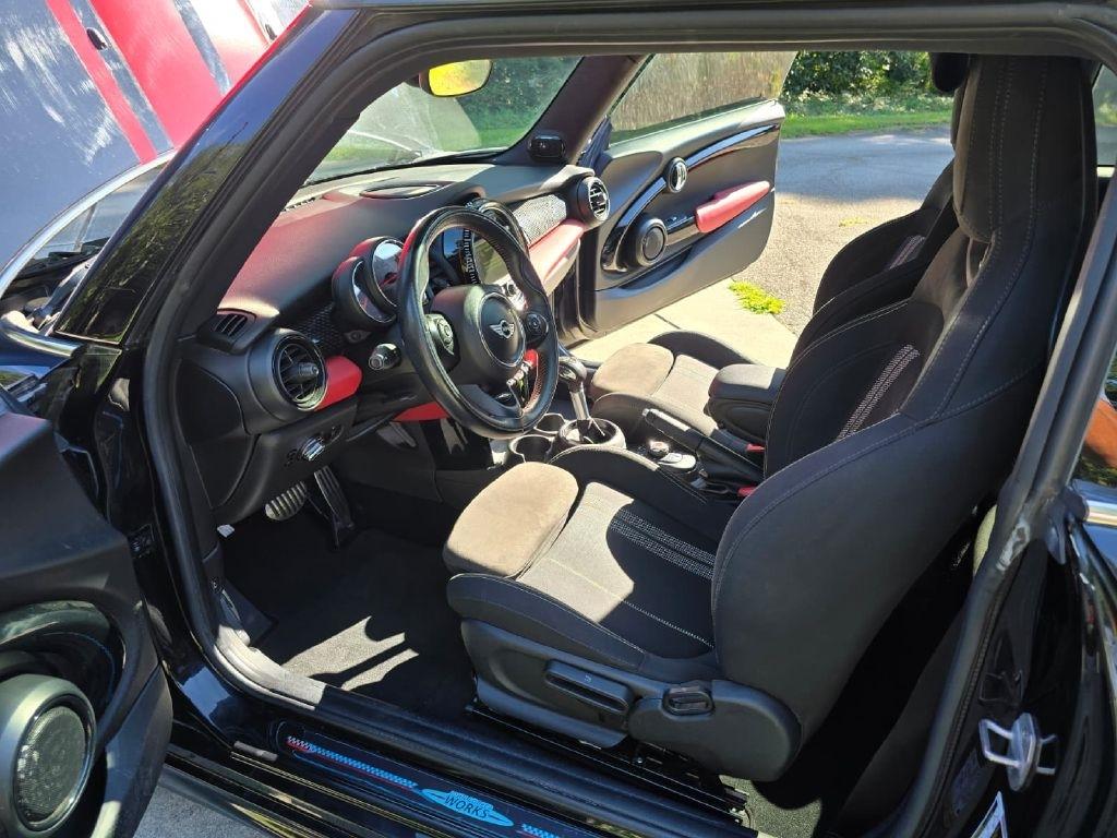 MINI Cooper John Cooper Works 2018