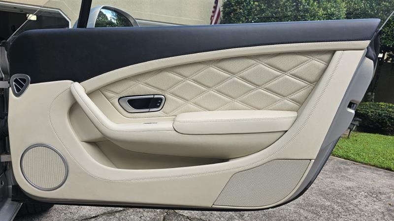 Bentley Continental GT Coupe 2015