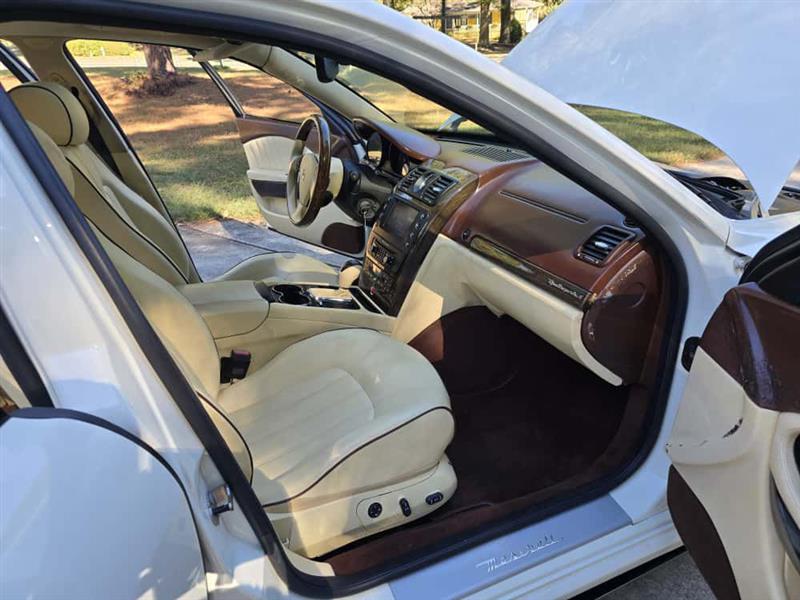 Maserati Quattroporte S 2011 Maserati Quattroporte S 2011