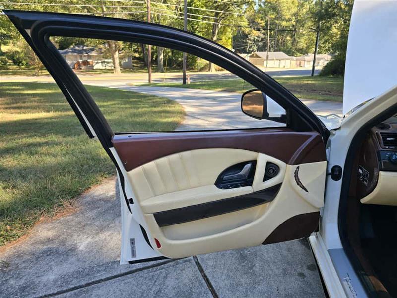 Maserati Quattroporte S 2011 Maserati Quattroporte S 2011