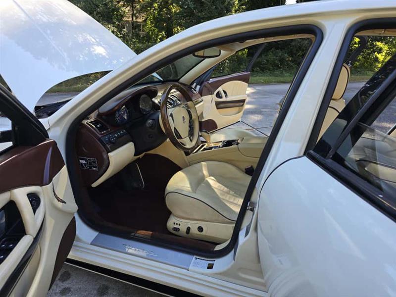 Maserati Quattroporte S 2011 Maserati Quattroporte S 2011