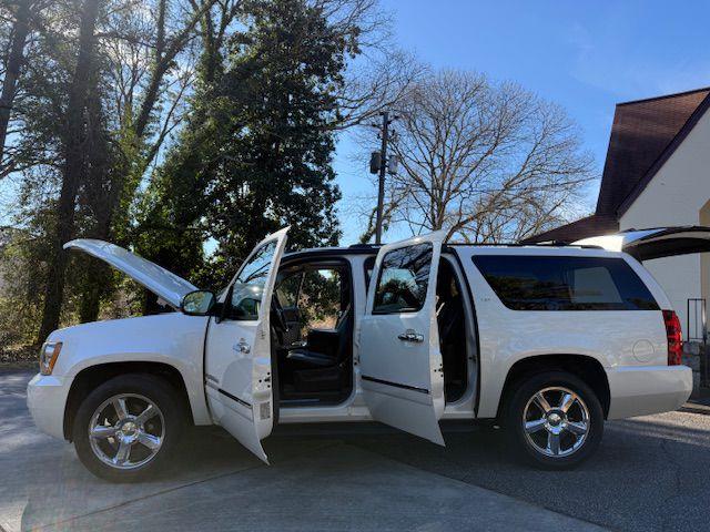 Chevrolet Suburban LTZ 1500 2WD 2014