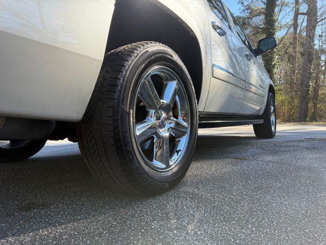 Chevrolet Suburban LTZ 1500 2WD 2014