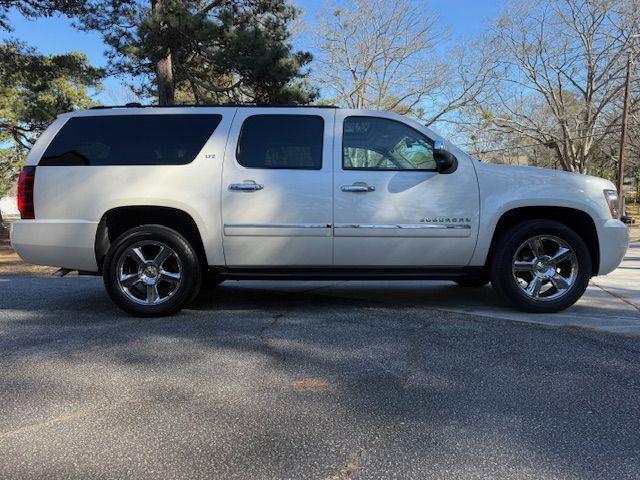 Chevrolet Suburban LTZ 1500 2WD 2014