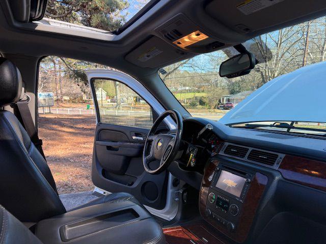 Chevrolet Suburban LTZ 1500 2WD 2014