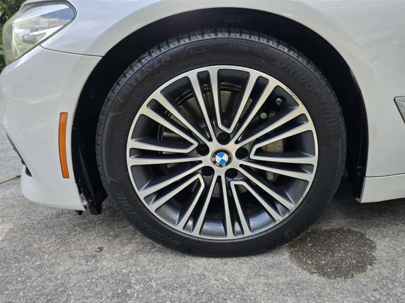 BMW 5-Series 530i 2019 BMW 5-Series 530i 2019