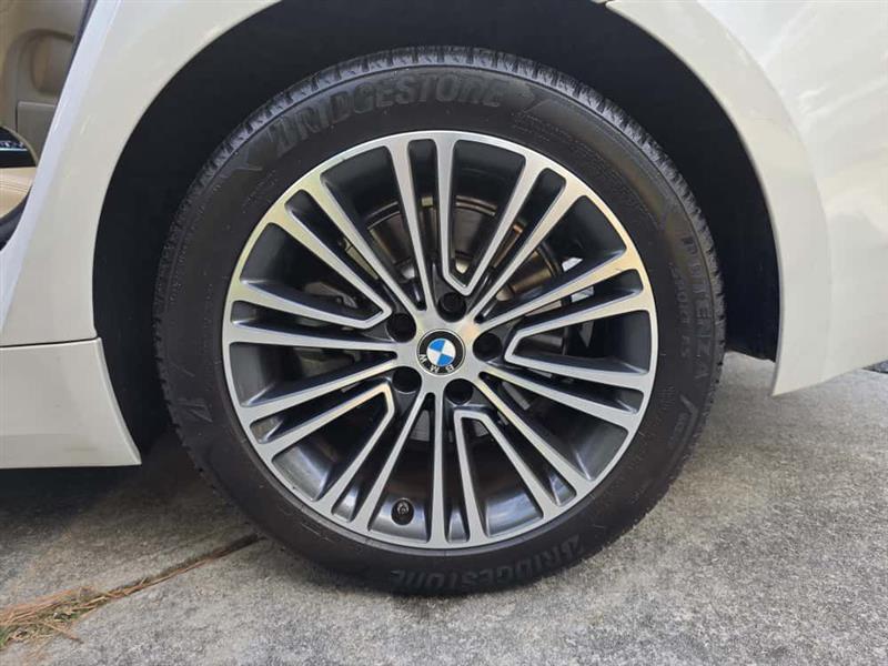 BMW 5-Series 530i 2019 BMW 5-Series 530i 2019