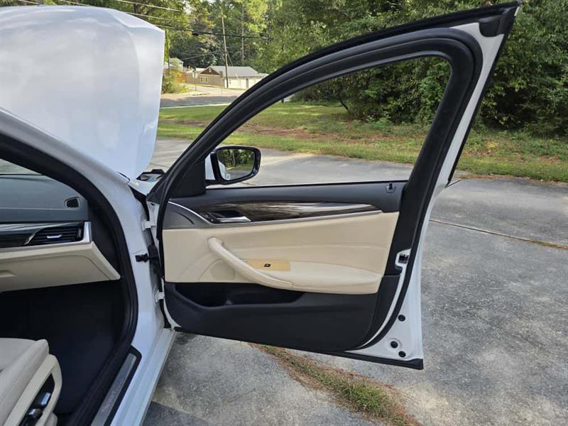 BMW 5-Series 530i 2019 BMW 5-Series 530i 2019