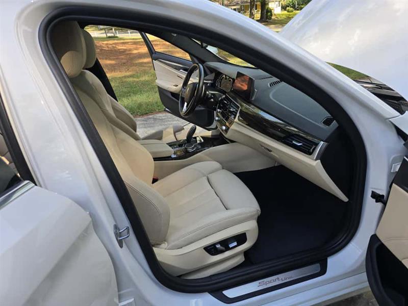 BMW 5-Series 530i 2019 BMW 5-Series 530i 2019