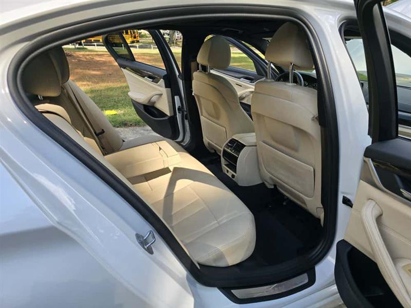 BMW 5-Series 530i 2019 BMW 5-Series 530i 2019