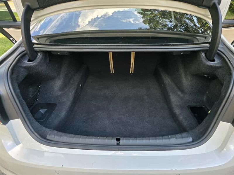 BMW 5-Series 530i 2019 BMW 5-Series 530i 2019