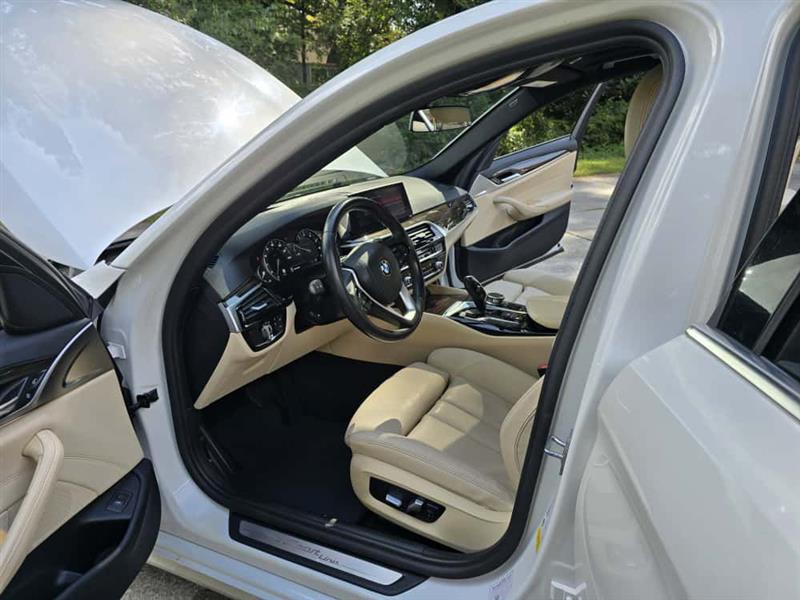 BMW 5-Series 530i 2019 BMW 5-Series 530i 2019