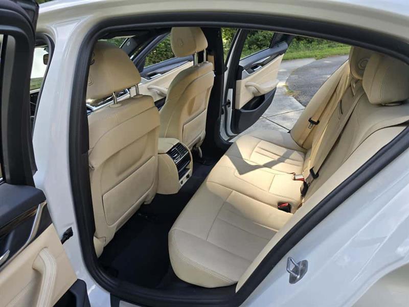 BMW 5-Series 530i 2019 BMW 5-Series 530i 2019