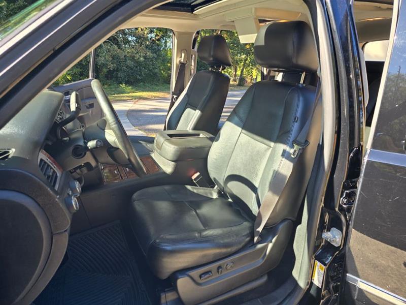 Chevrolet Tahoe LTZ 4WD 2013 Chevrolet Tahoe LTZ 4WD 2013