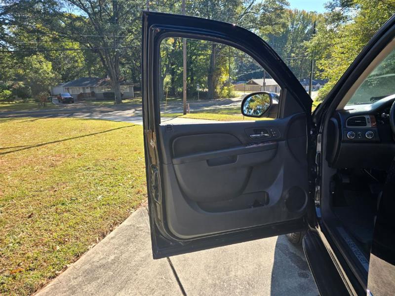 Chevrolet Tahoe LTZ 4WD 2013 Chevrolet Tahoe LTZ 4WD 2013