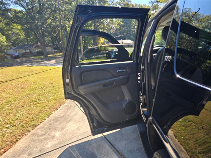 Chevrolet Tahoe LTZ 4WD 2013 Chevrolet Tahoe LTZ 4WD 2013