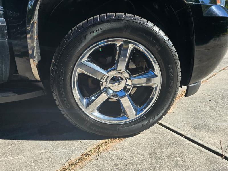 Chevrolet Tahoe LTZ 4WD 2013