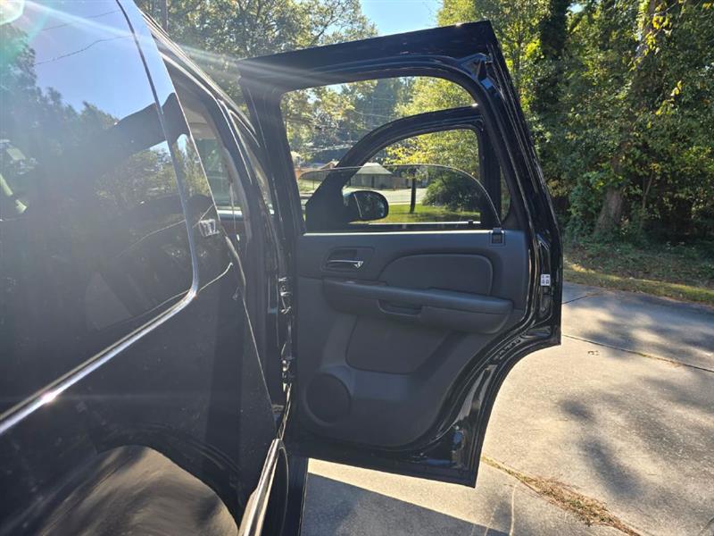 Chevrolet Tahoe LTZ 4WD 2013